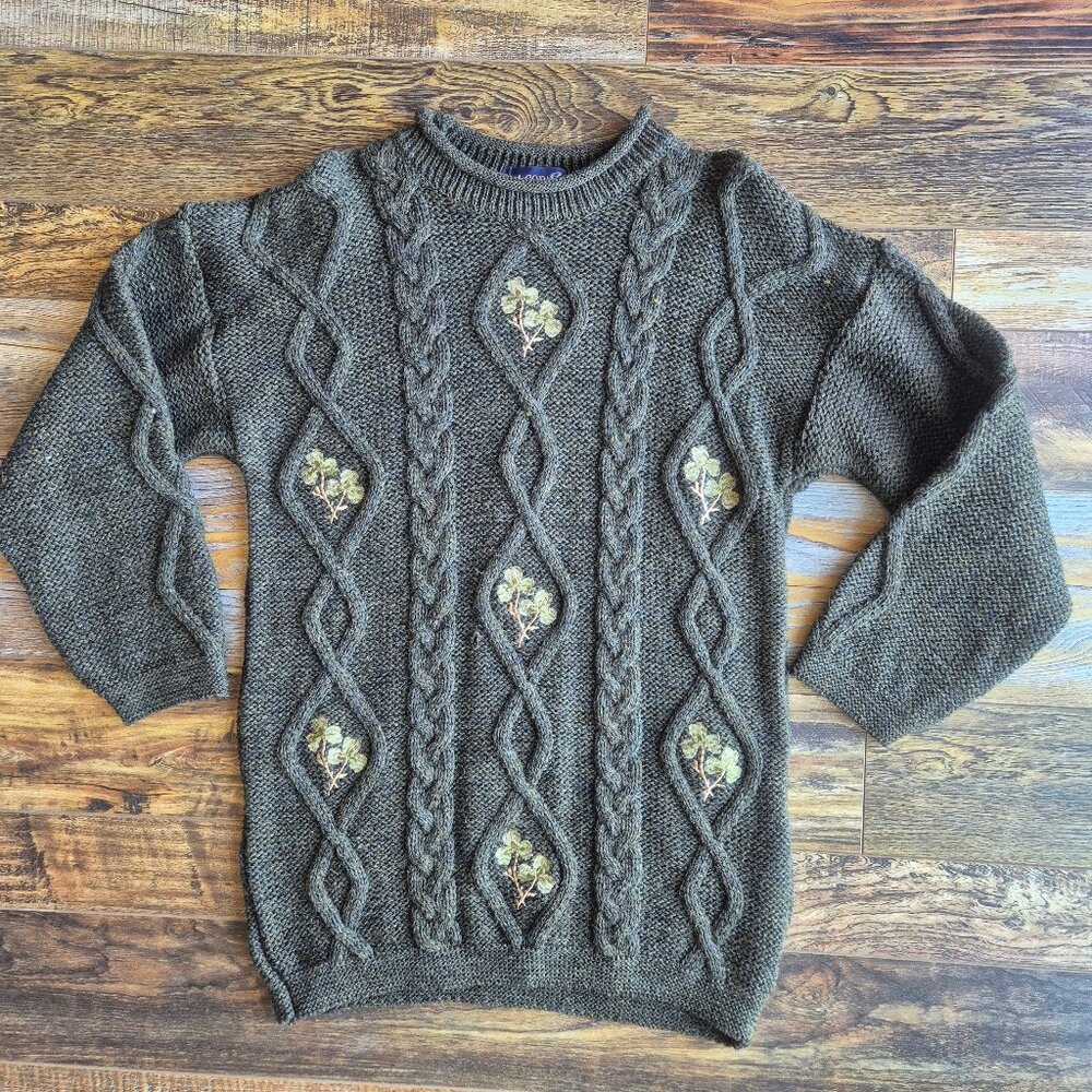 Vintage ACORN Wool Shamrock Embroidered Cable Knit Fisherma Chunky Sweater